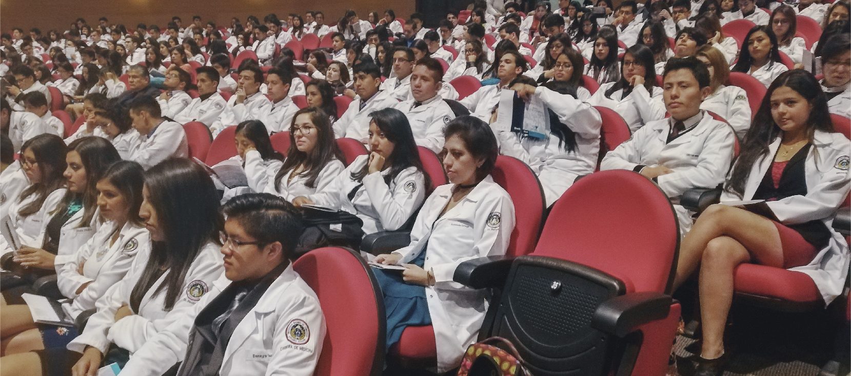 Medicina de la Unach se prepara para el proceso de acreditación