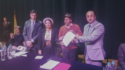 Unach firma convenio con la Secretaría del Agua