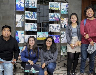 Estudiantes de la Unach plasmaron en arte el centro histórico de Riobamba