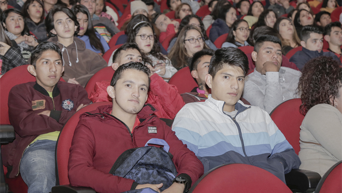 Unach socializa su oferta de becas a los estudiantes de Nivelación