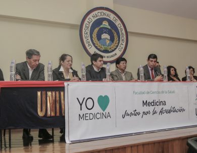 Medicina concluye el proceso de acreditación del entorno educativo en la Unach