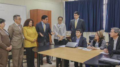 Medicina de la Unach recibe a los evaluadores del Ceaaces