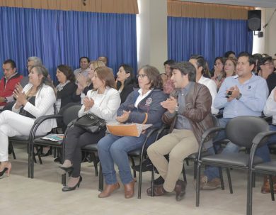 Docentes de Ciencias Políticas y Administrativas firman sus contratos 2018 - 2019