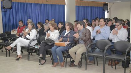 Docentes de Ciencias Políticas y Administrativas firman sus contratos 2018 - 2019