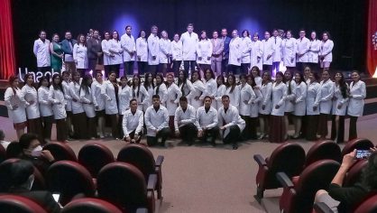 Laboratorio Clínico e Histopatológico realizó ceremonia de imposición de mandiles