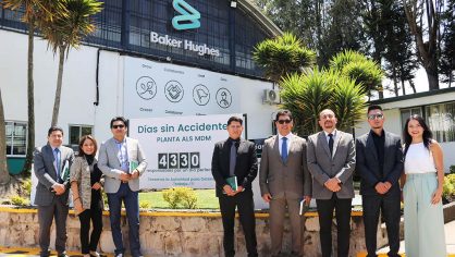 Unach y Baker Hughes firman convenio