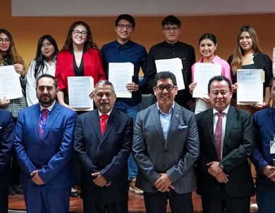 Estudiantes realizarán pasantías remuneradas en el IESS