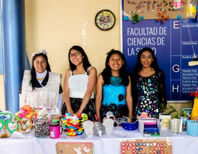 Estudiantes de la Unach participaron en el “Concurso Recicla y Crea 3R”