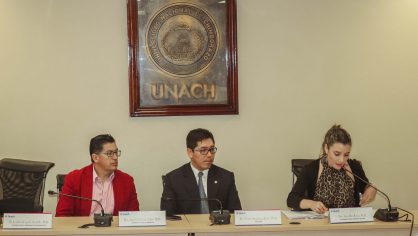 La Unach entregará becas a sus estudiantes